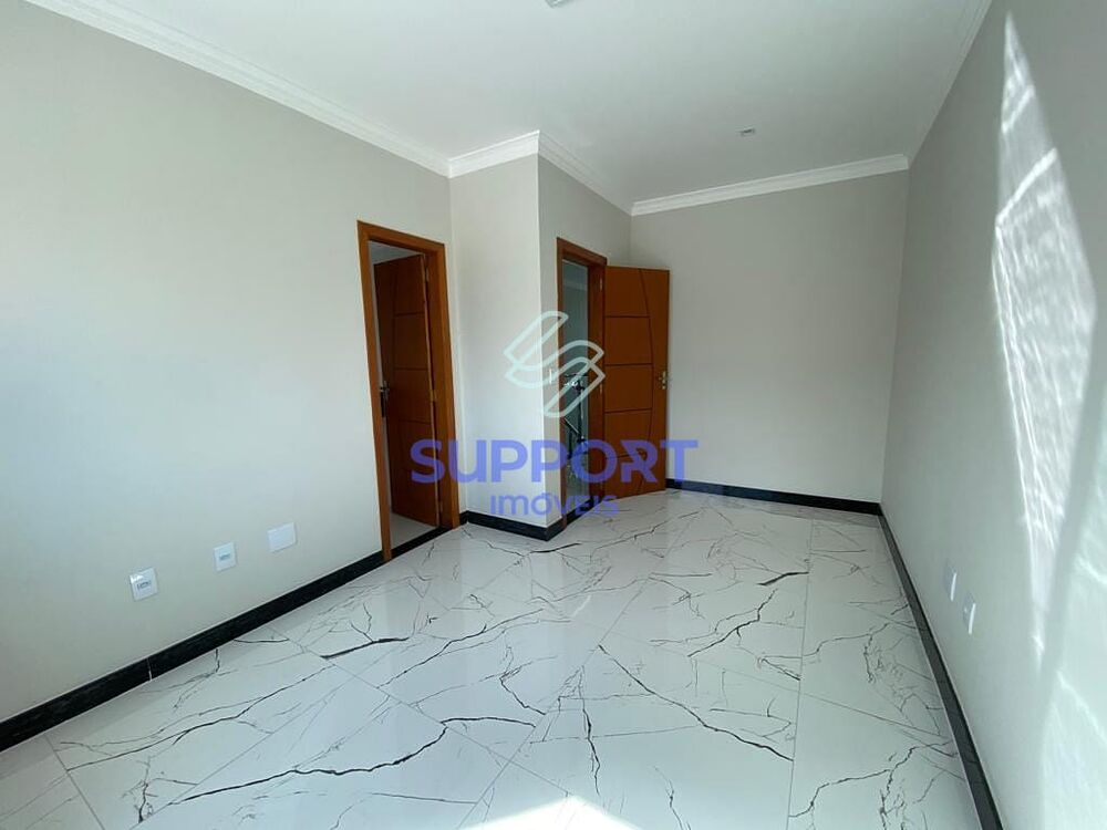 Casa à venda com 4 quartos, 300m² - Foto 9