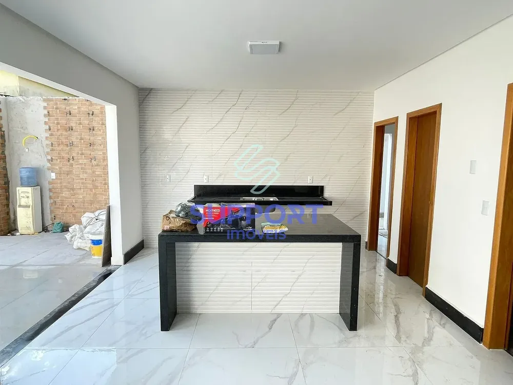 Casa, 3 quartos, 216 m² - Foto 3