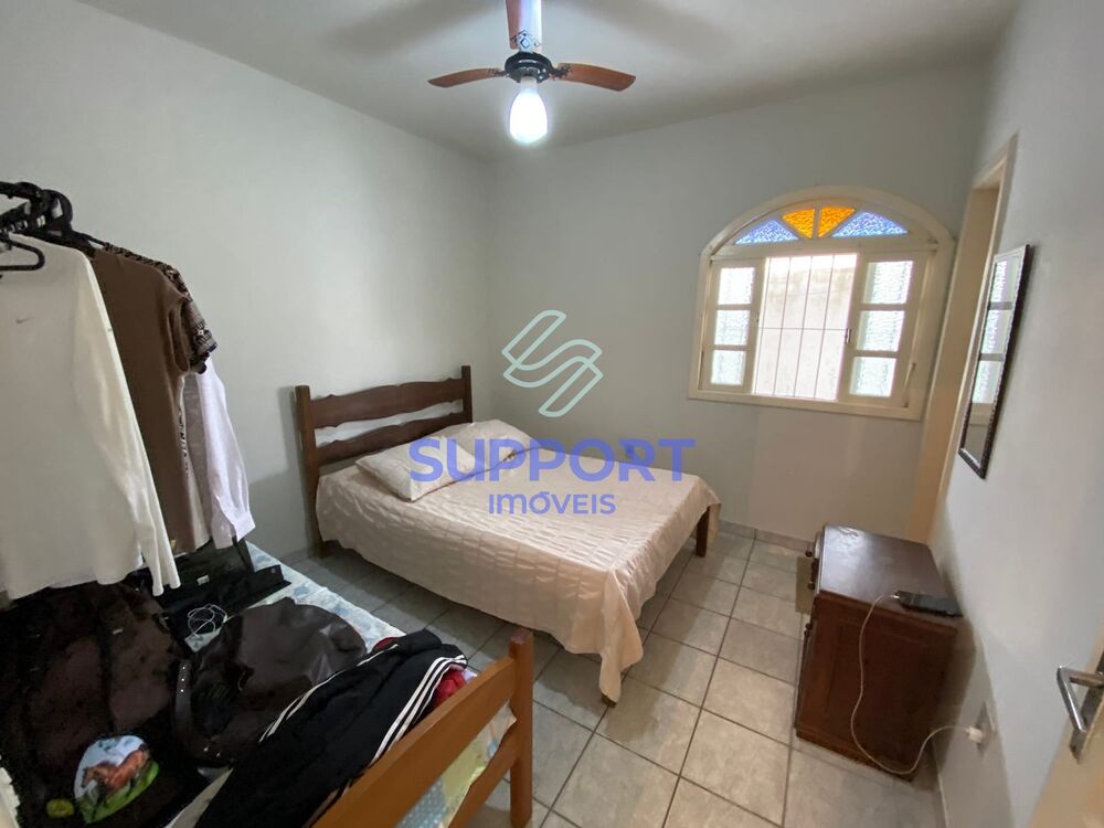 Casa à venda com 4 quartos, 150m² - Foto 9