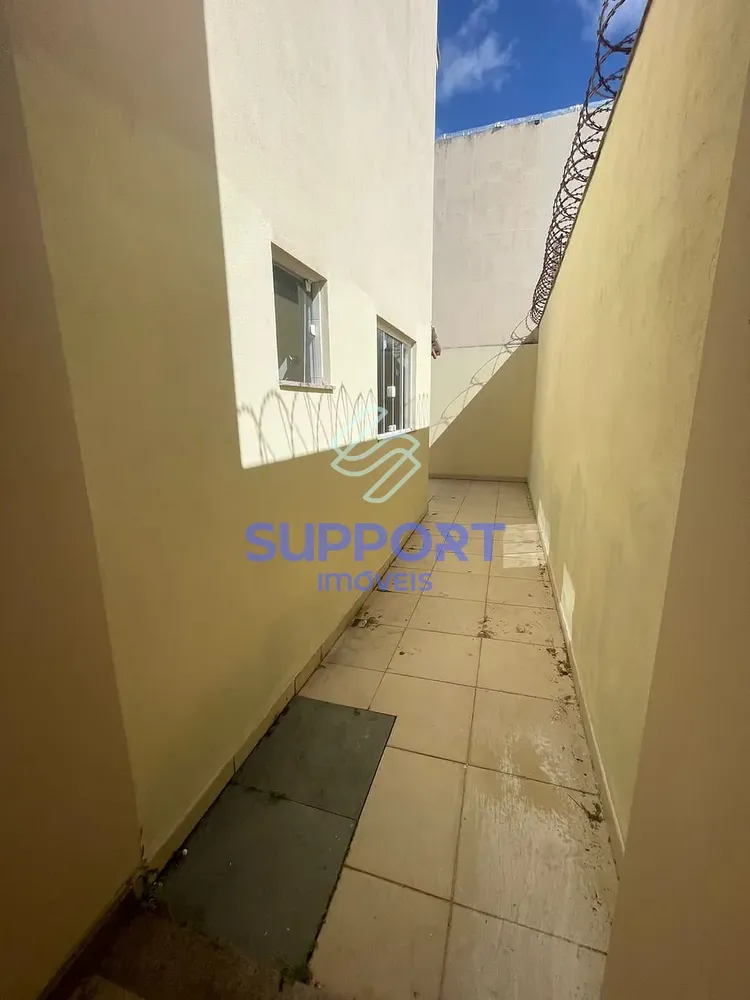 Casa, 3 quartos, 240 m² - Foto 2