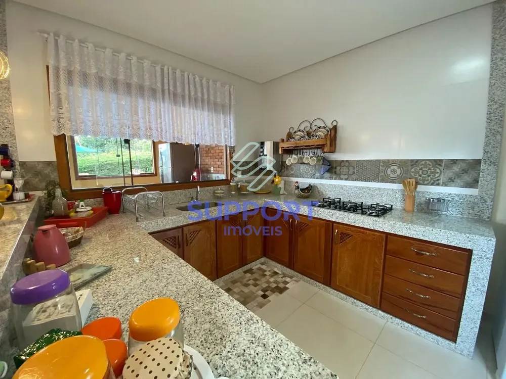 Casa, 4 quartos, 350 m² - Foto 4