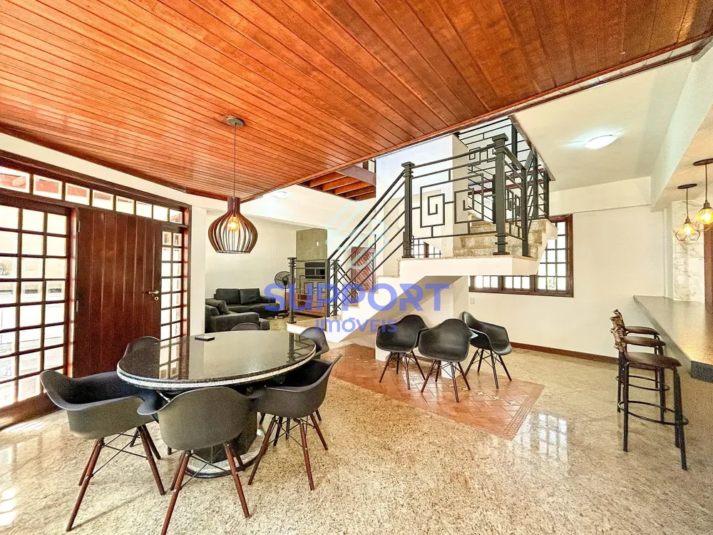 Casa, 4 quartos, 347 m² - Foto 2