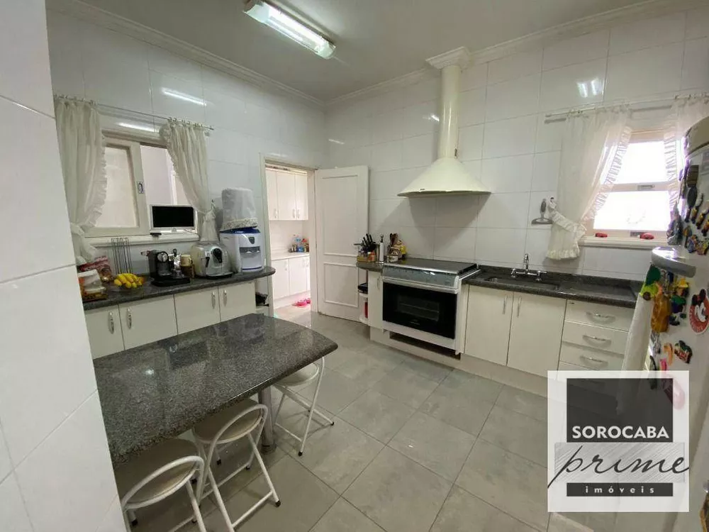 Sobrado, 3 quartos, 490 m² - Foto 1