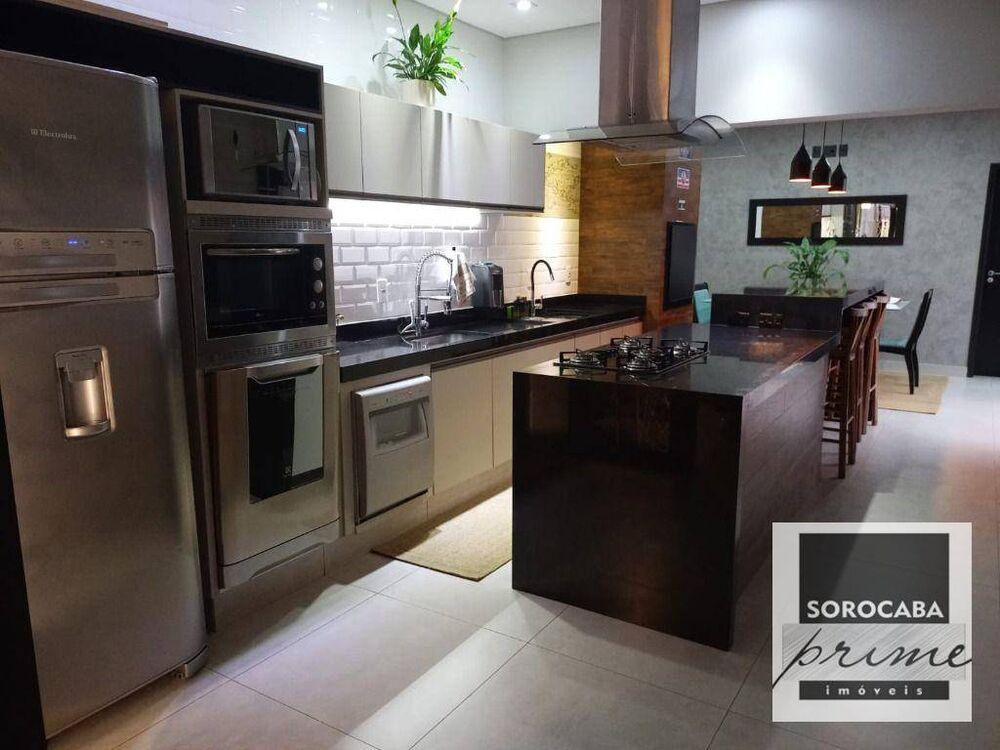 Casa de Condomínio à venda com 3 quartos, 227m² - Foto 1