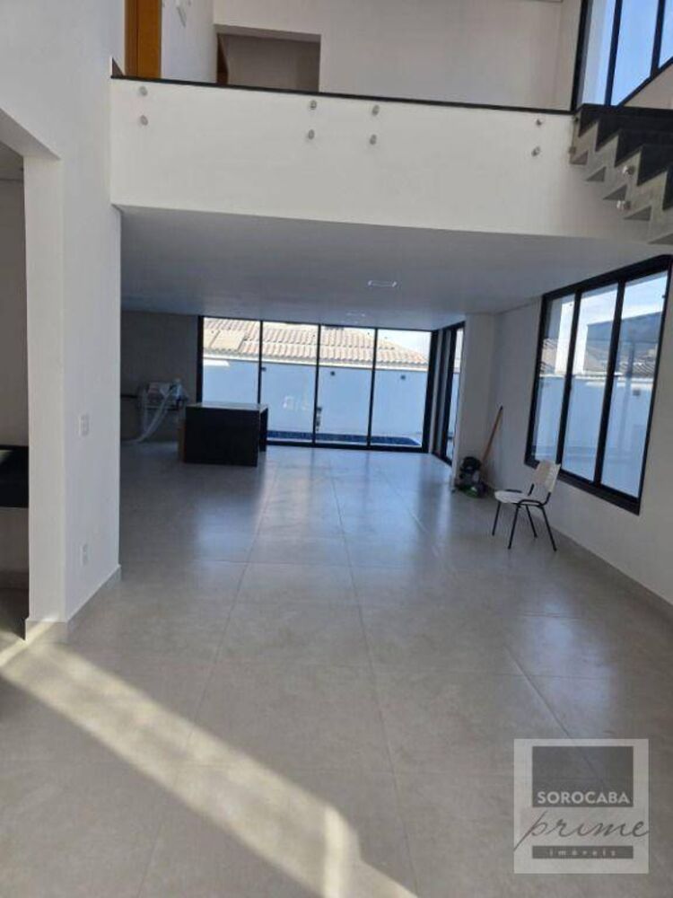 Sobrado à venda com 3 quartos, 275m² - Foto 2