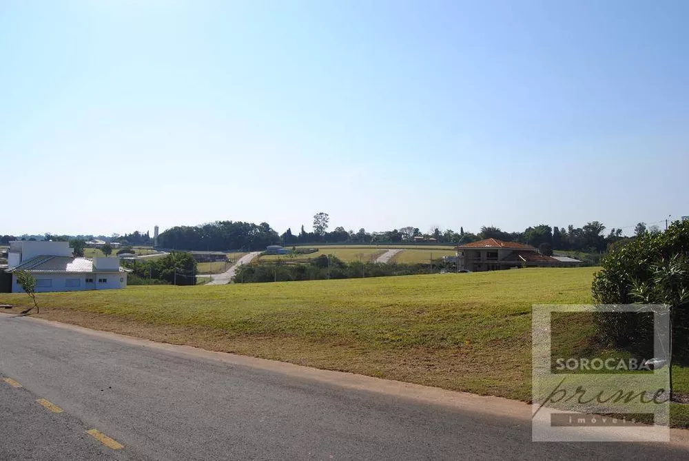 Loteamento e Condomínio, 1000 m² - Foto 1