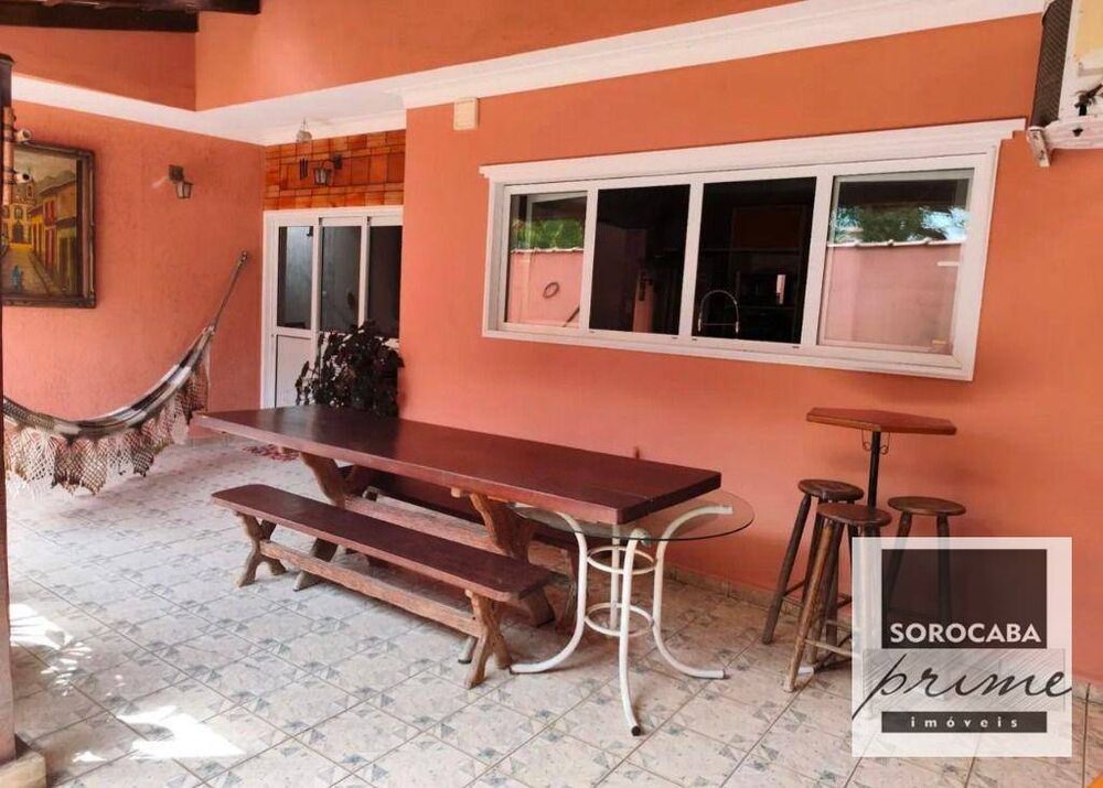 Casa, 4 quartos, 238 m² - Foto 1