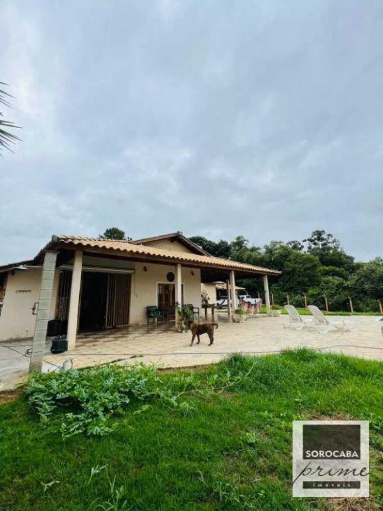 Chácara, 3 quartos, 1250 m² - Foto 1