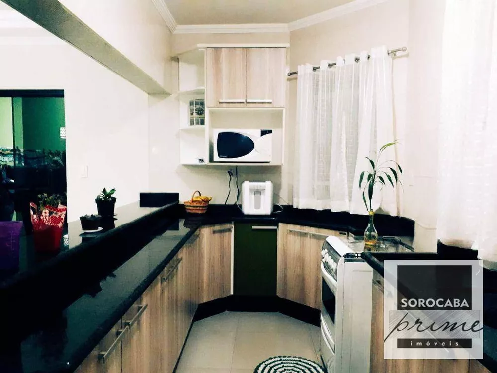 Sobrado, 3 quartos, 198 m² - Foto 1