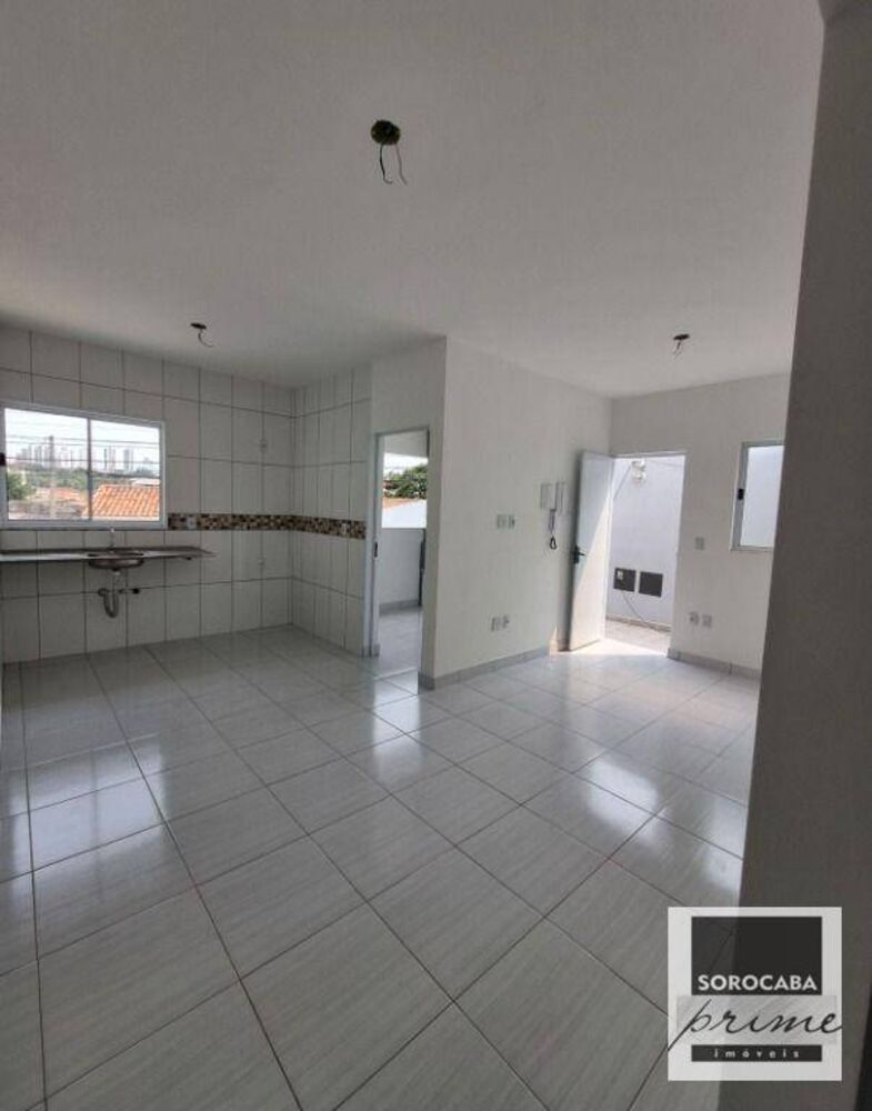 Casa à venda com 2 quartos, 44m² - Foto 4
