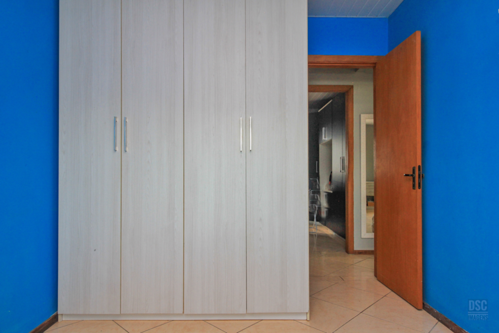 Casa à venda com 2 quartos, 51m² - Foto 2