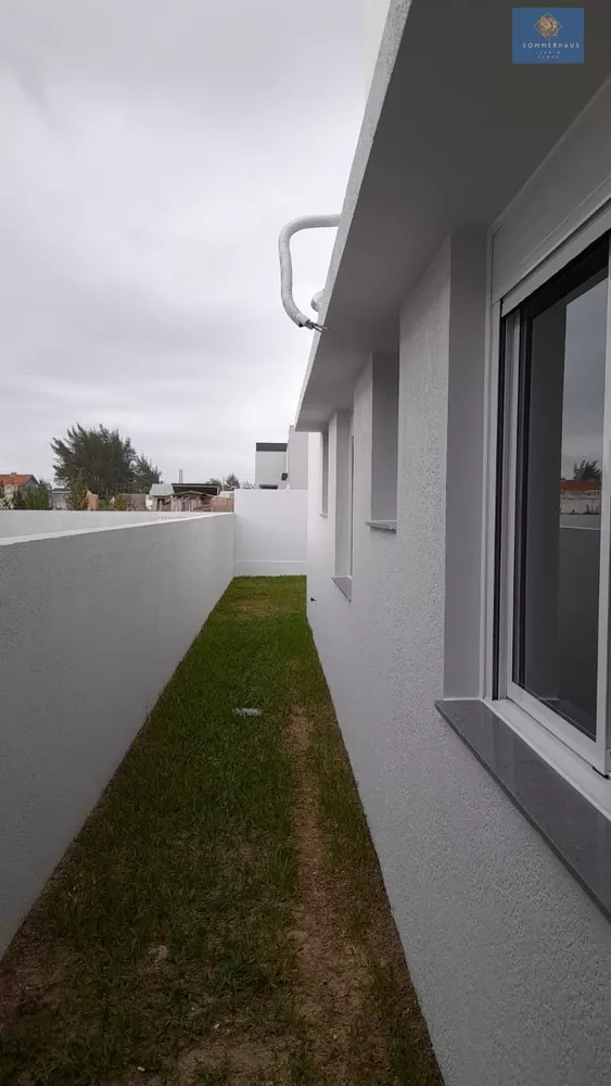 Casa à venda com 3 quartos, 97m² - Foto 3