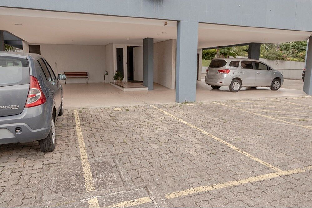 Apartamento à venda com 3 quartos, 74m² - Foto 1