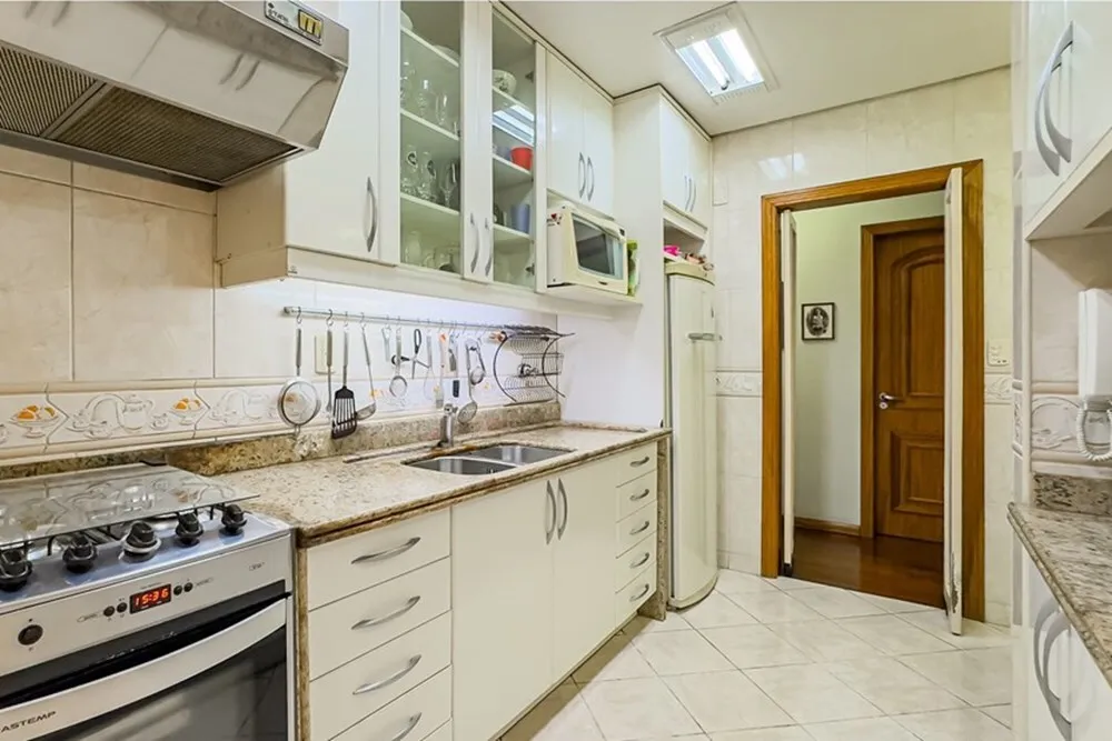 Casa, 4 quartos, 233 m² - Foto 5