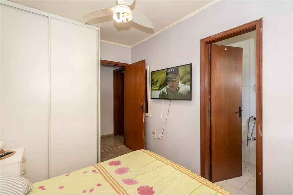 Casa, 4 quartos, 250 m² - Foto 1