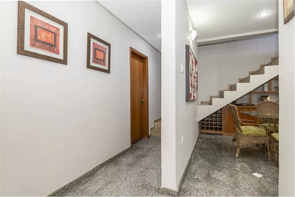 Casa, 4 quartos, 250 m² - Foto 3