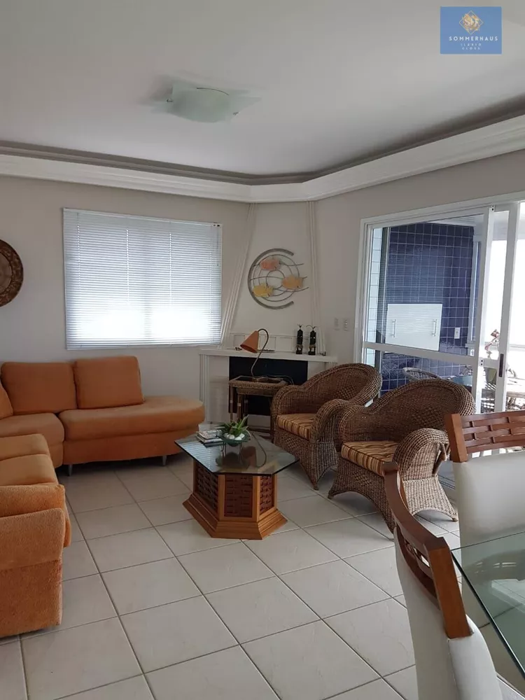 Apartamento à venda com 4 quartos, 349m² - Foto 2