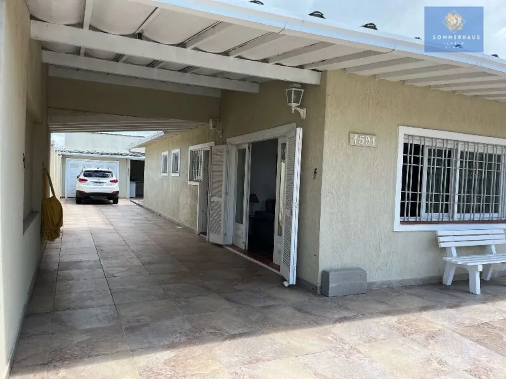 Casa, 4 quartos, 168 m² - Foto 1