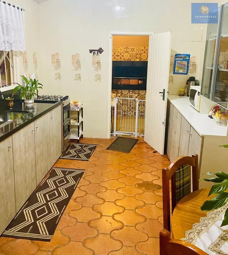 Casa, 4 quartos, 220 m² - Foto 3