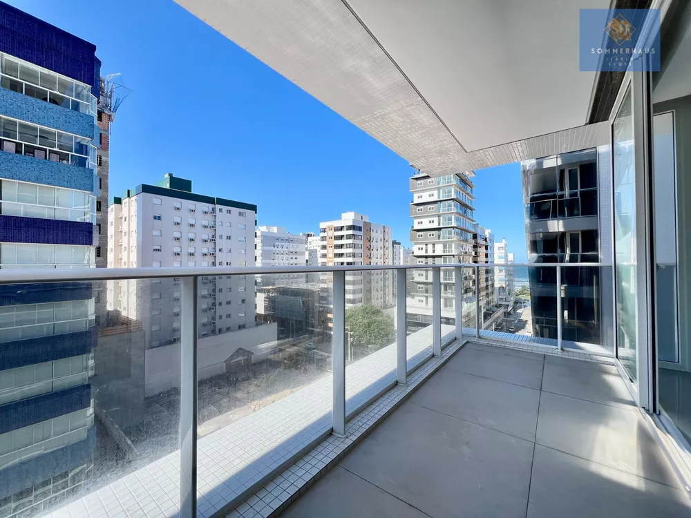 Apartamento, 3 quartos, 242 m² - Foto 1