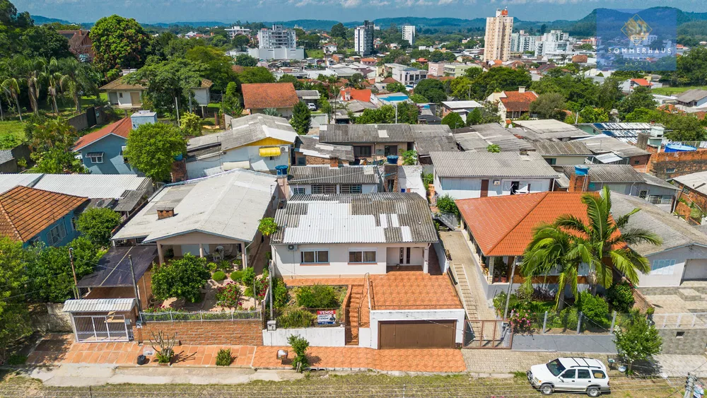 Casa, 3 quartos, 146 m² - Foto 1