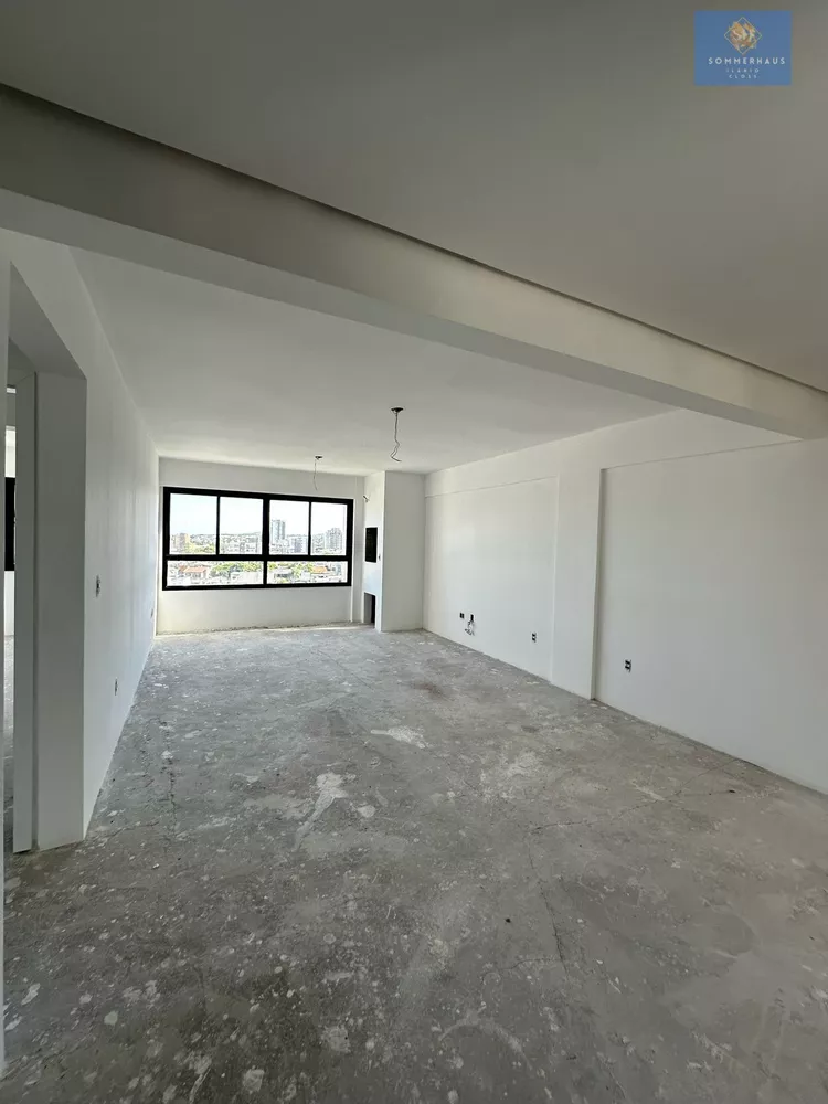 Apartamento à venda com 2 quartos, 75m² - Foto 5