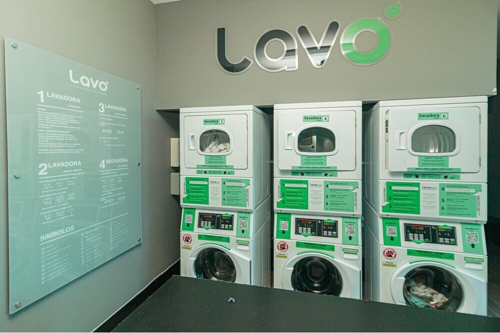 Apartamento à venda com 2 quartos, 70m² - Foto 3