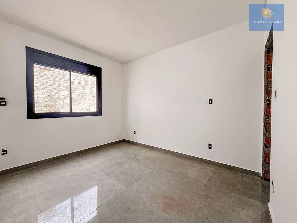 Casa à venda com 3 quartos, 148m² - Foto 4