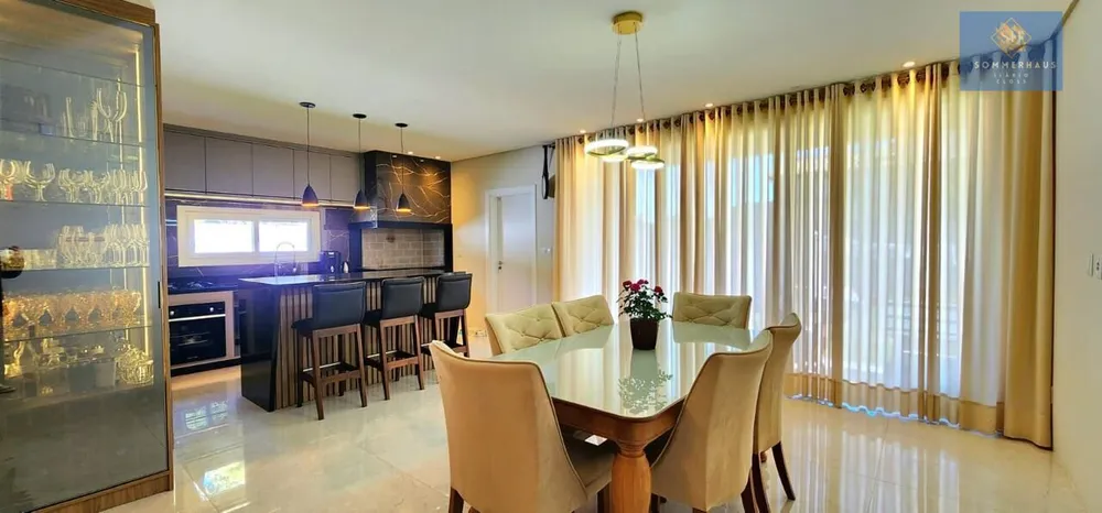 Casa, 3 quartos, 161 m² - Foto 2