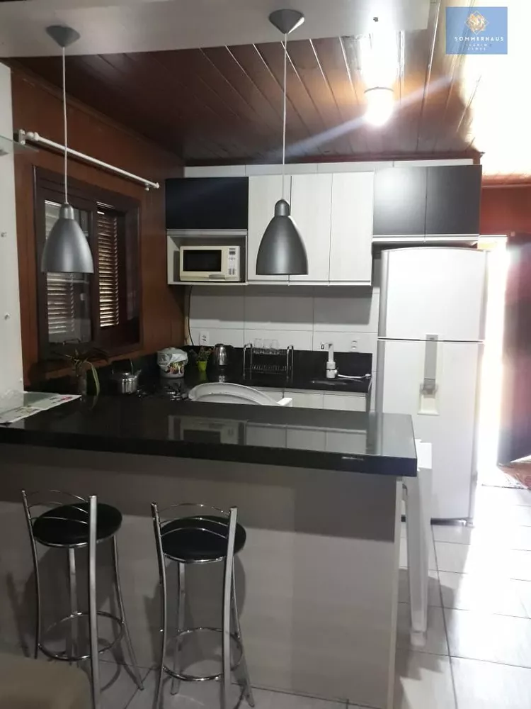 Casa, 3 quartos, 300 m² - Foto 2
