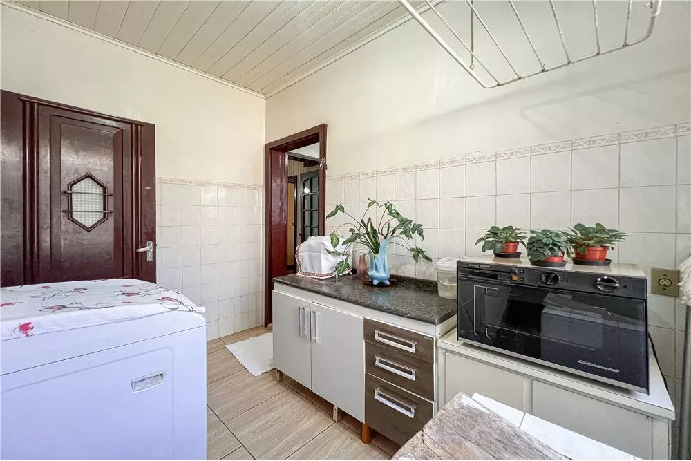 Casa à venda com 3 quartos, 82m² - Foto 3