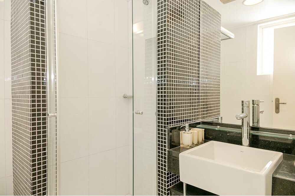 Casa à venda com 4 quartos, 465m² - Foto 4