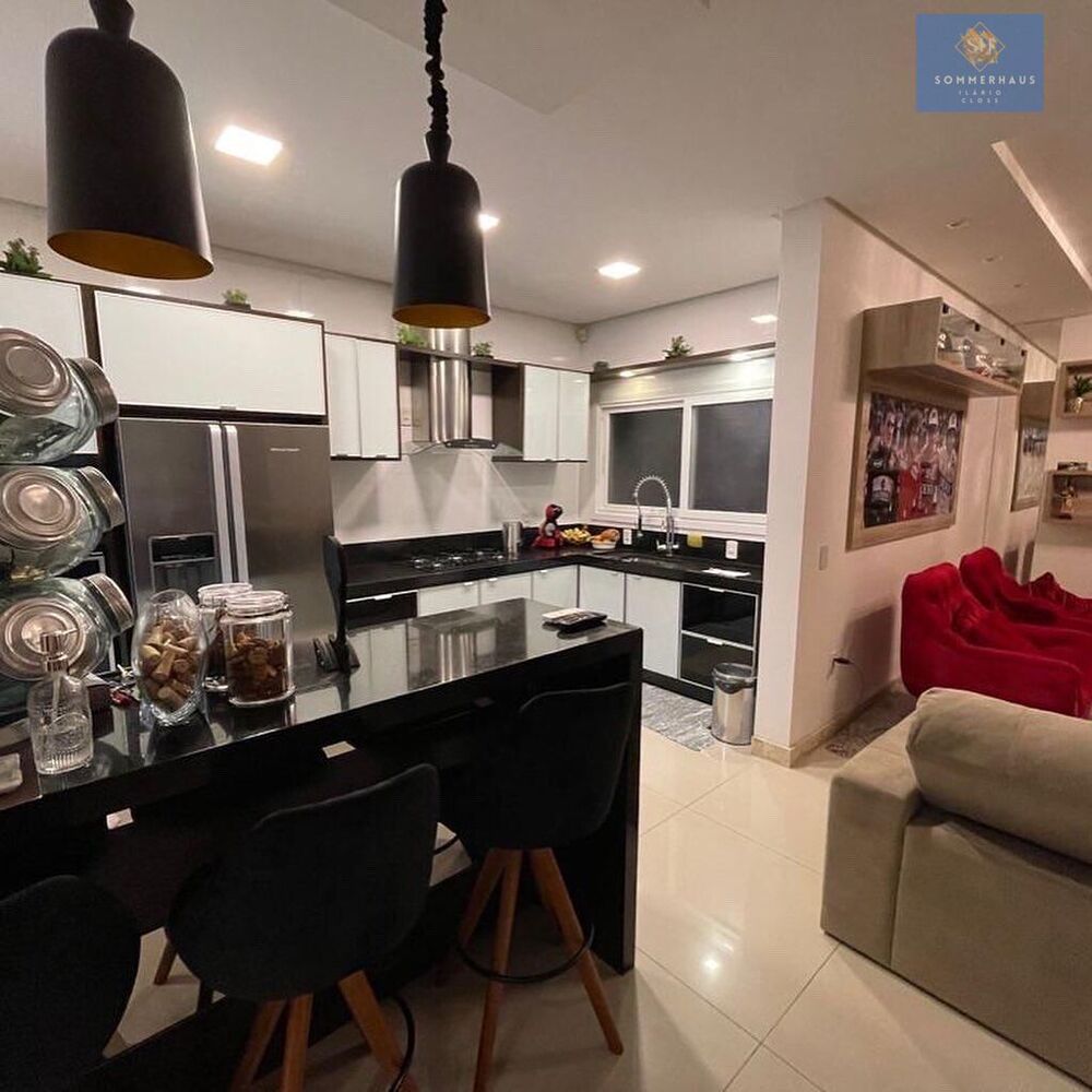 Sobrado, 3 quartos, 208 m² - Foto 2