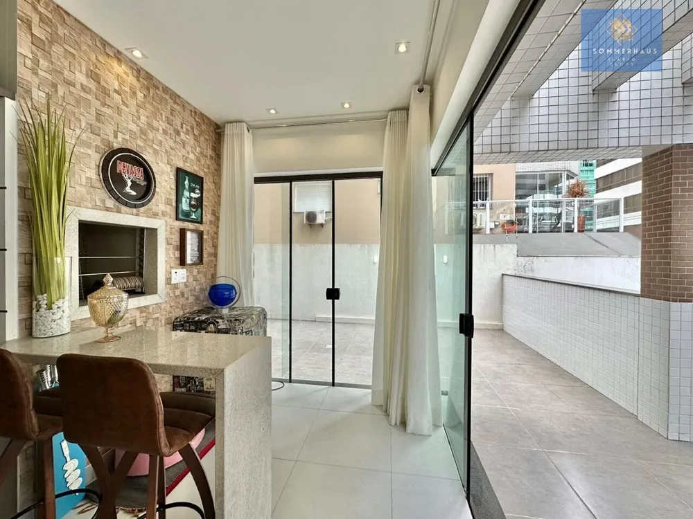 Apartamento, 3 quartos, 240 m² - Foto 2