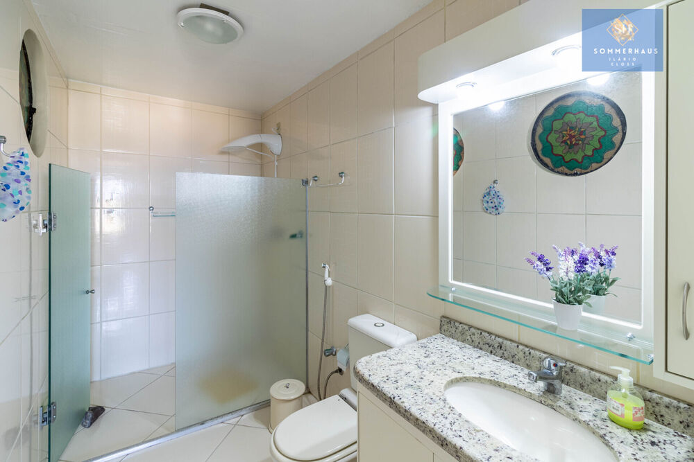 Casa à venda com 7 quartos, 450m² - Foto 34