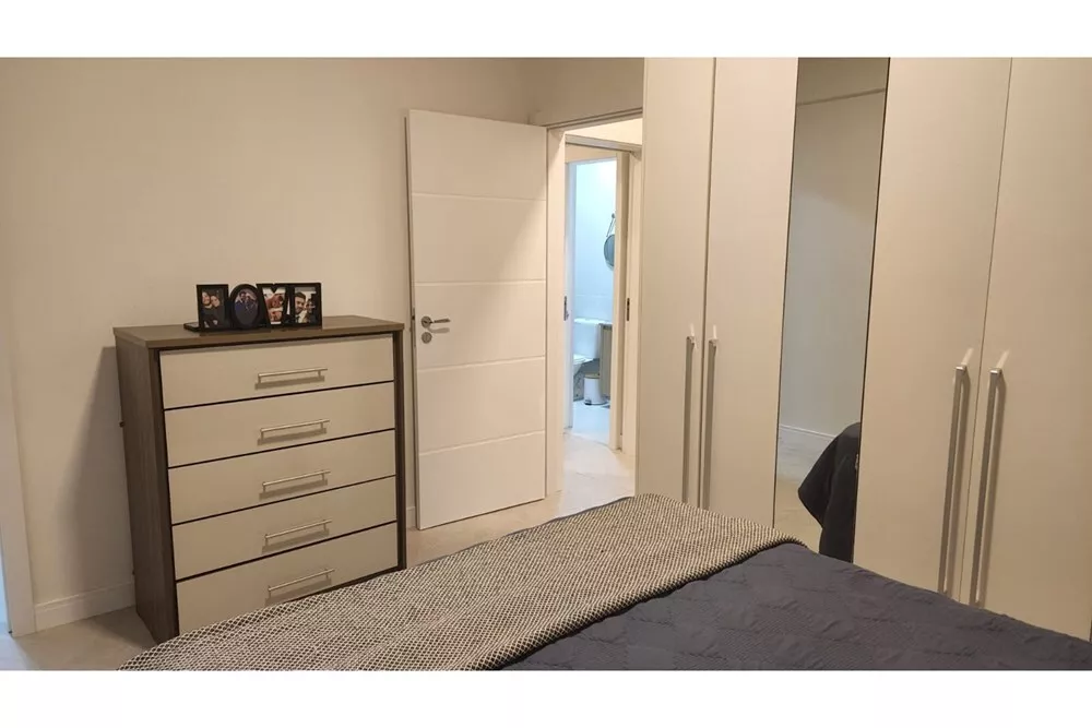 Apartamento à venda com 2 quartos, 71m² - Foto 4