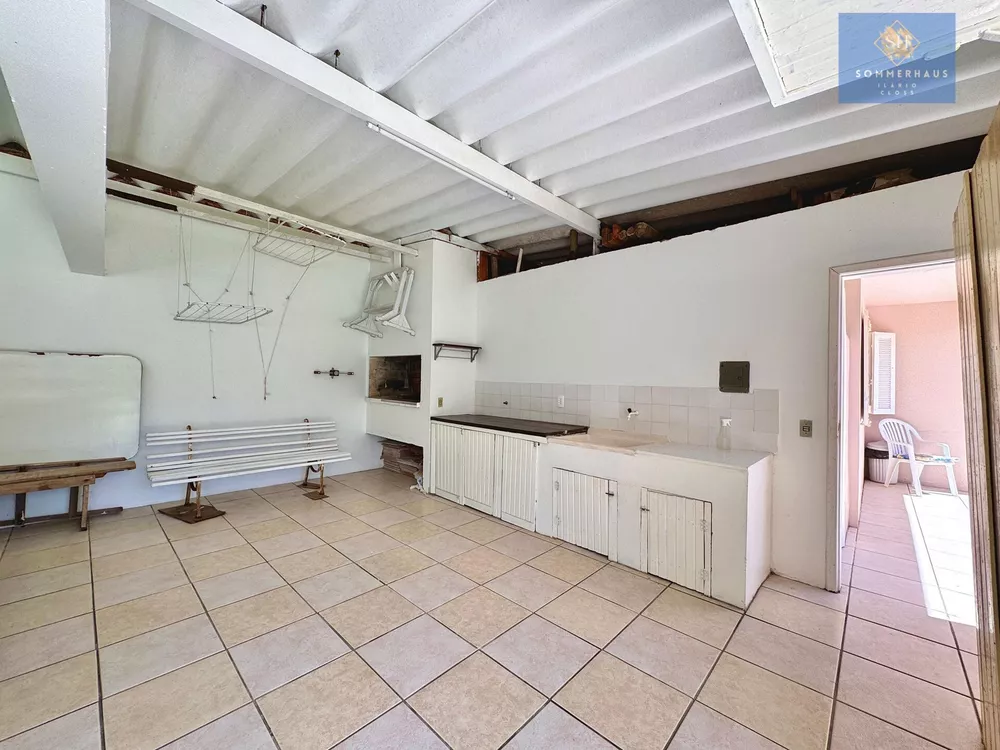 Casa, 3 quartos, 231 m² - Foto 1
