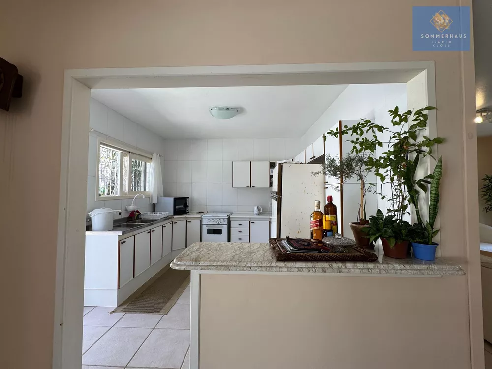 Casa, 3 quartos, 231 m² - Foto 2