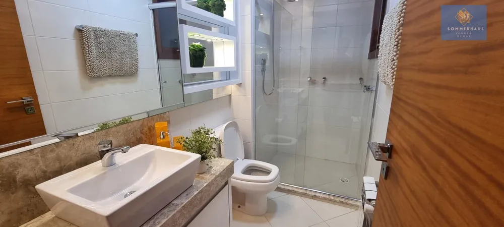 Apartamento, 4 quartos, 206 m² - Foto 1