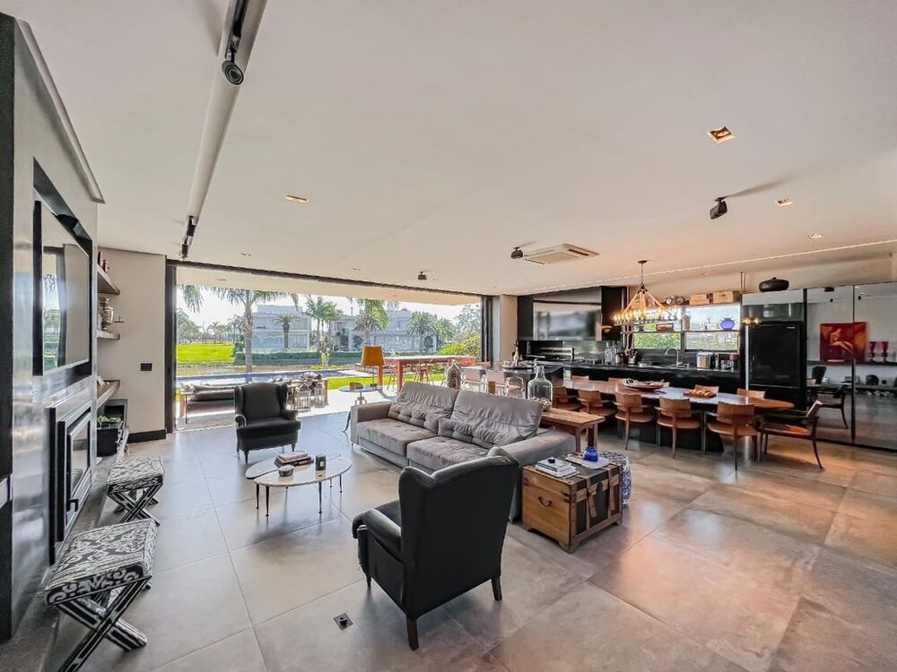 Casa de Condomínio à venda com 5 quartos, 540m² - Foto 3