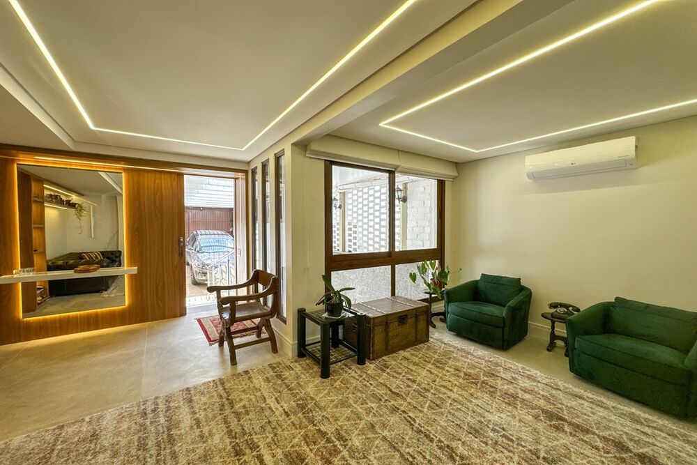 Casa à venda com 3 quartos, 300m² - Foto 3