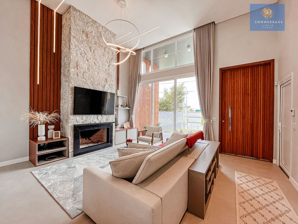 Casa, 3 quartos, 227 m² - Foto 2