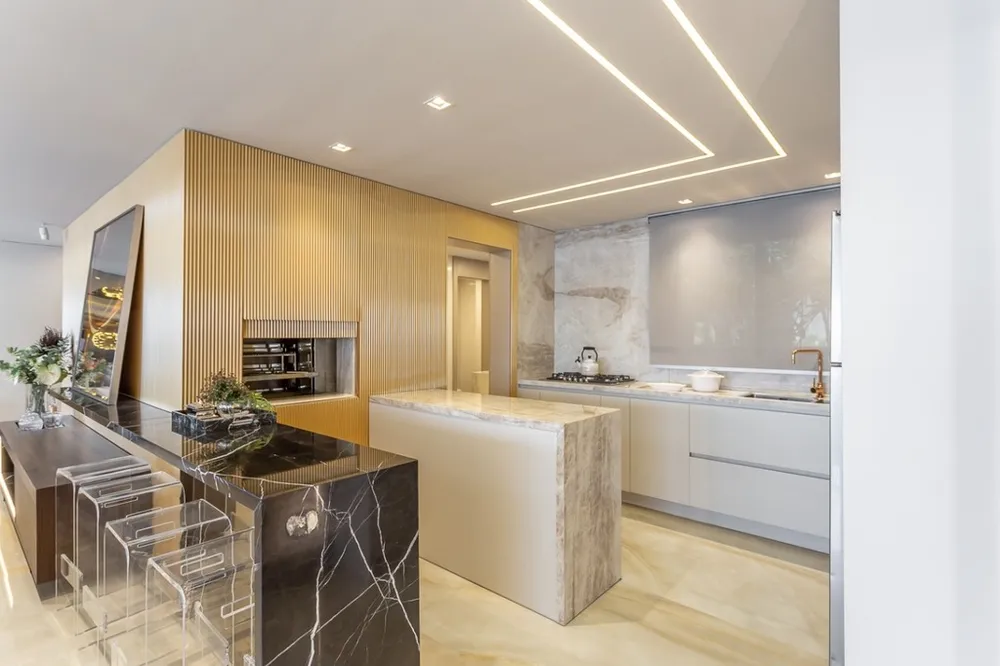 Apartamento, 3 quartos, 202 m² - Foto 1