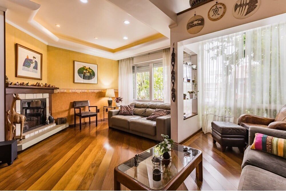 Casa à venda com 3 quartos, 212m² - Foto 1