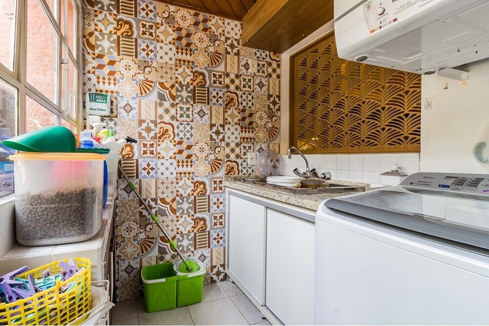Casa à venda com 3 quartos, 212m² - Foto 11