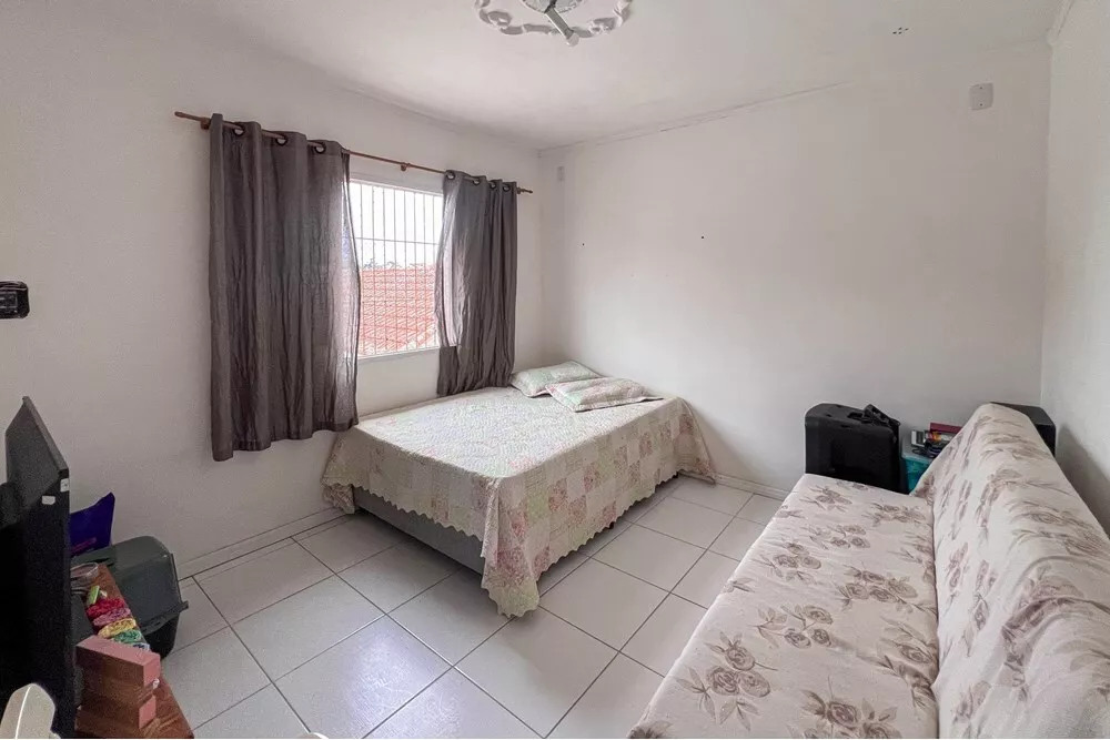 Casa à venda com 2 quartos, 99m² - Foto 6