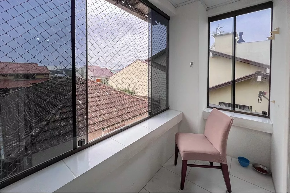 Casa à venda com 2 quartos, 99m² - Foto 3