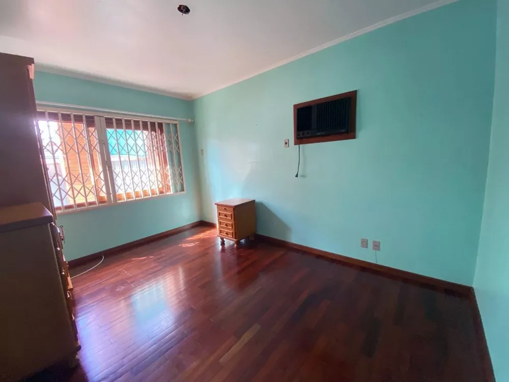 Casa, 3 quartos, 288 m² - Foto 3