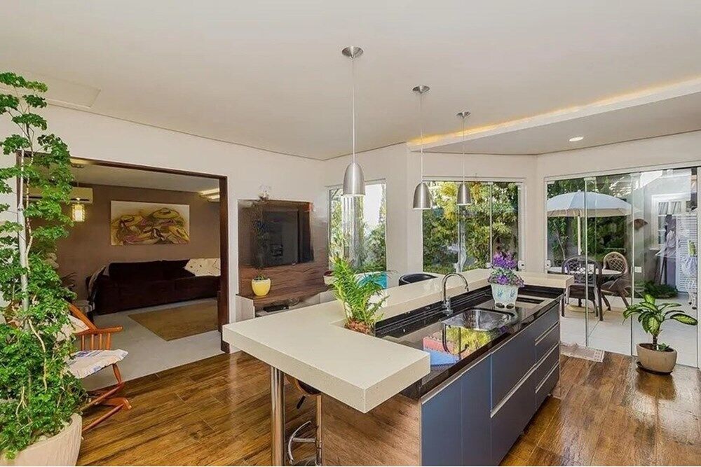 Casa à venda com 4 quartos, 391m² - Foto 3