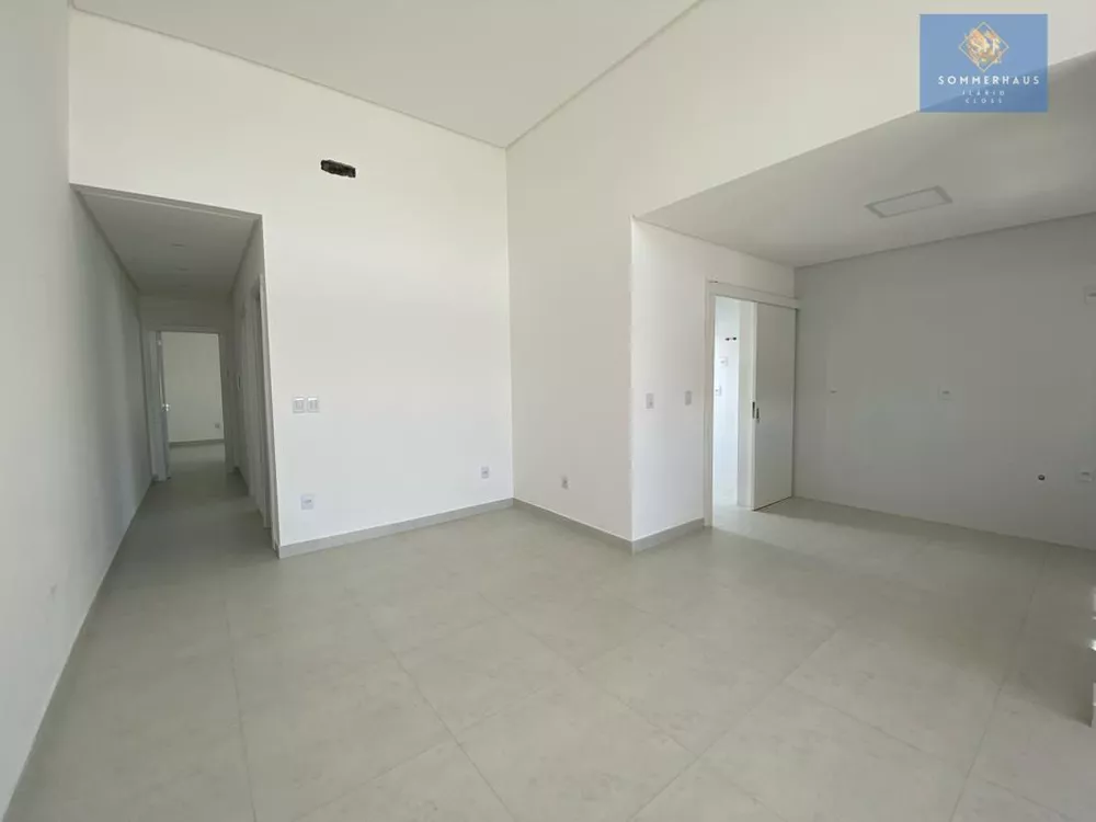 Casa à venda com 2 quartos, 75m² - Foto 5